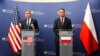 El secretario de Estado de EEUU, Antony Blinken, y el ministro de Asuntos Exteriores de Polonia, Radoslaw Sikorski, en una conferencia de prensa en Varsovia, Polonia, el 12 de septiembre de 2024. Mark Schiefelbein/Pool vía REUTERS