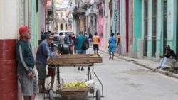 Capitalinos cuestionan premio a gobierno de La Habana en feria de turismo de España Capitalinos cuestionan premio a gobierno de La Habana en feria de turismo de España