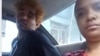 Yanelis Núñez (d) y su esposo Luis Manuel Otero Alcántara (i) se tomaron esta selfie mientras eran conducidos en un patrullero de la policía.