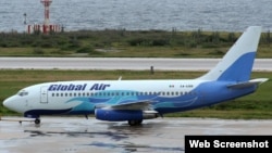 Este Boeing 737-200, matrícula XA-UBB fue uno de los dos de Global Air que fueron auditados en 2008-2009 por el ijnspector de Cubana de Aviación Ernesto Rodríguez Martín