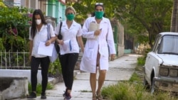 Médicos cubanos reaccionan a declaraciones oficiales sobre casos de coronavirus. Médicos cubanos reaccionan a declaraciones oficiales sobre casos de coronavirus.