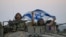 Tanques israelíes se dirigen hacia la frontera de la Franja de Gaza, en el sur de Israel, el jueves 12 de octubre de 2023. (AP Photo/Ohad Zwigenberg)