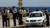 La policía controla el Malecón habanero. (Archivo)