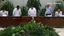 Gobierno y las FARC sellan un nuevo acuerdo de paz Gobierno y las FARC sellan un nuevo acuerdo de paz
