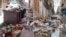 La acumulación de basura favorece la proliferación de mosquitos en La Habana y otras localidades de Cuba.