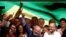 Luiz Inácio Lula da Silva celebra su victoria el 30 de octubre de 2022. (Carla Carniel/Reuters).