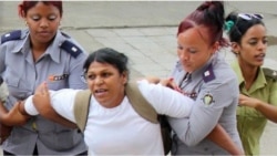 Condenan a Dama de Blanco a cuatro años y medio de privación de libertad Condenan a Dama de Blanco a cuatro años y medio de privación de libertad