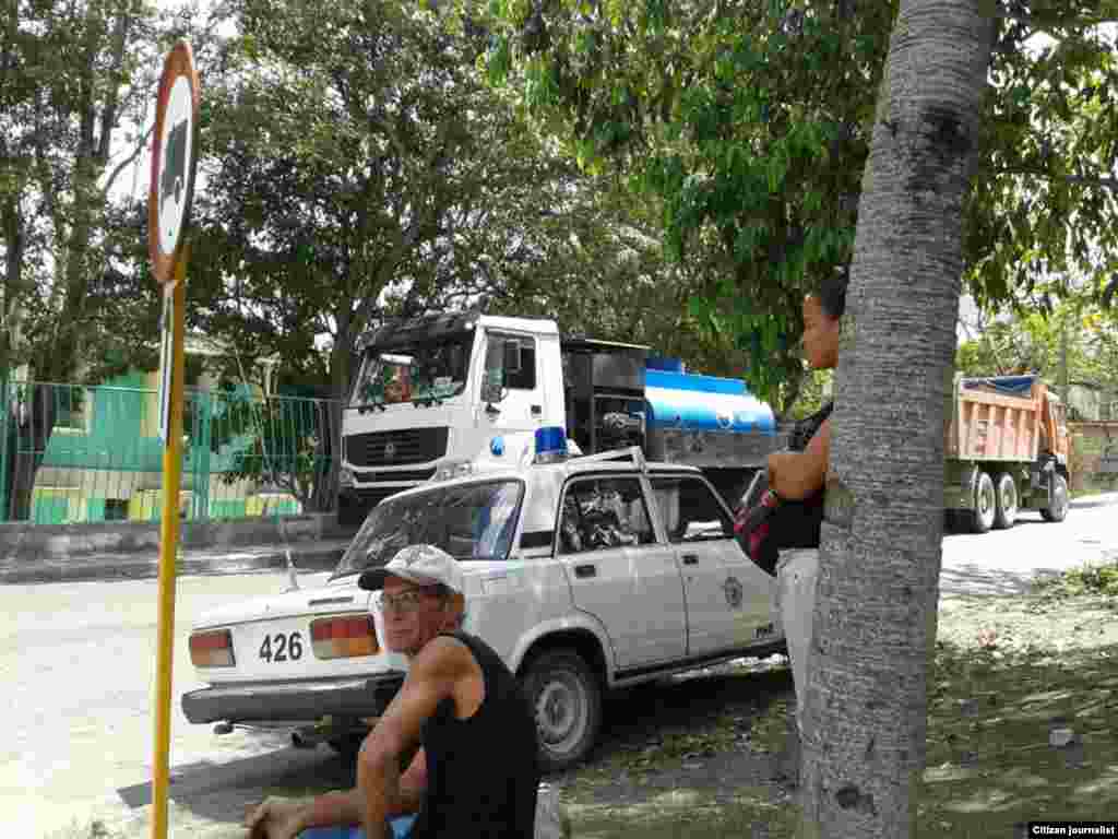 Dos obreros muertos murieron electrocutados en San Francisco de Paula por negligencia de la Empresa de Saneamiento de Aguas de La Habana, según el reportero independiente Steve Maikel Pardo.  