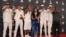 Alexander Delgado, Randy Malcolm, Yotuel, Beatriz Luengo, Yadam González, Descemer Bueno y El Funky celebran los Grammy a Patria y Vida.