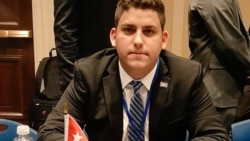 Activista cubano en foro sobre juventud y democracia Activista cubano en foro sobre juventud y democracia