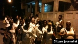 Las Damas de Blanco esta madrugada.