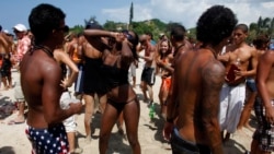 "Demasiada bebida en Guanabo", denuncian residentes "Demasiada bebida en Guanabo", denuncian residentes